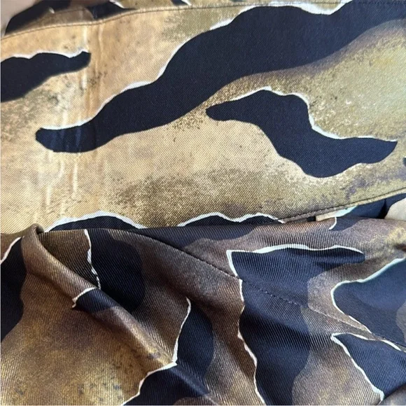 Dsquared2 Cheetah Silk Pants - Picture 5 of 5